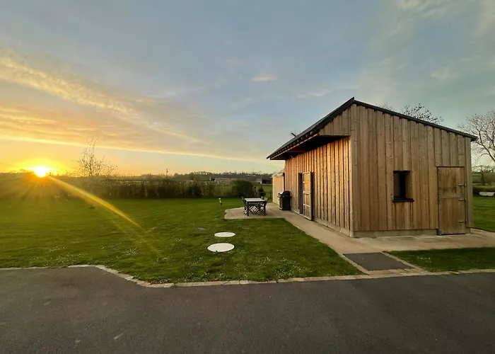 La Clef Des Champs Apartment